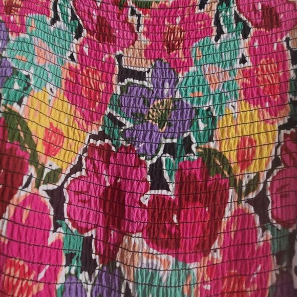 John Mark Dress Women XS Bright and playful,16 inch of Armp To Arm,Rayon, Viscos - Picture 3 of 12